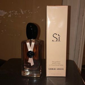 Sí Giorgio Armani Bundle